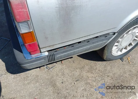 1991 Volvo 940 Se z USA, uszkodzony, nr VIN YV1KA8751M0002068